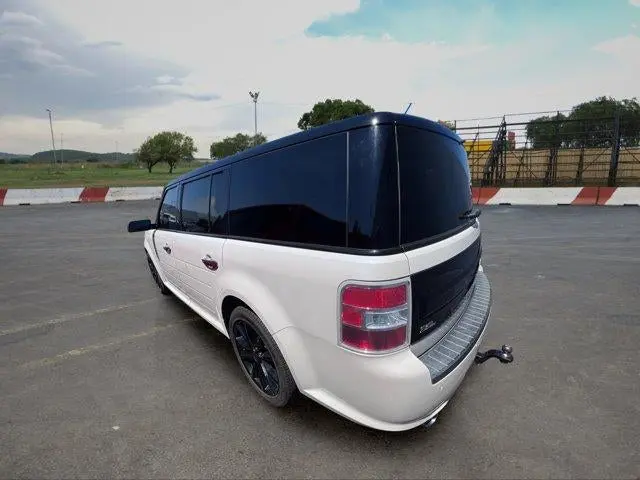 2017 Ford Flex SEL FWD photo 4
