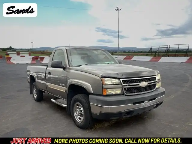 2007 Chevrolet Silverado HD LT1 4WD Regular Cab LWB's photo