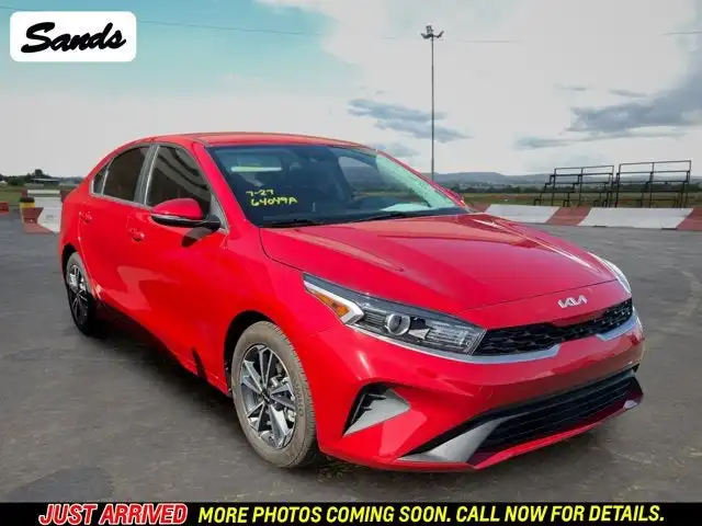 2024 Kia Forte LXS AT's photo
