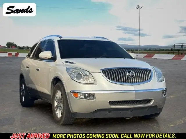 2012 Buick Enclave Convenience's photo