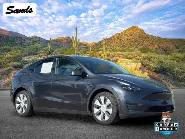 2024 Tesla Model Y Long Range Dual Motor All-Wheel Drive's photo