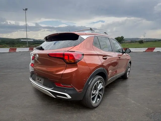2021 Buick Encore GX Select AWD photo 3