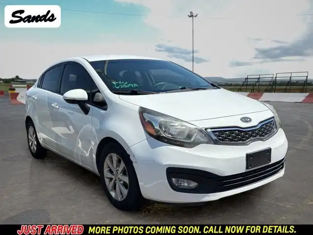 2013 Kia Rio EX Auto's photo