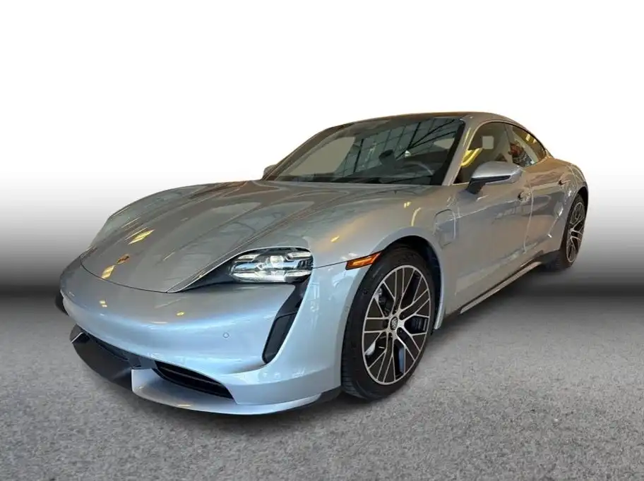 2020 Porsche Taycan Turbo's photo
