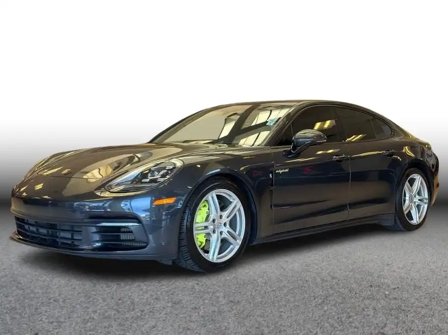2018 Porsche Panamera 4 E-Hybrid's photo