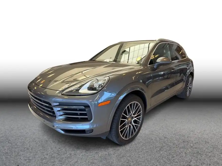 2023 Porsche Cayenne Platinum Edition's photo