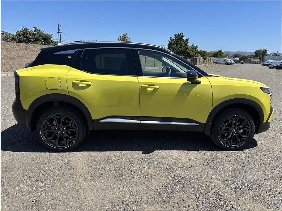 2026 Nissan Kicks 2.0 SR photo 4