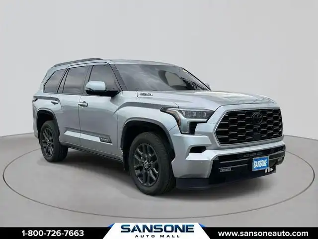 2024 Toyota Sequoia Platinum 4WD i-FORCE MAX Hybrid's photo