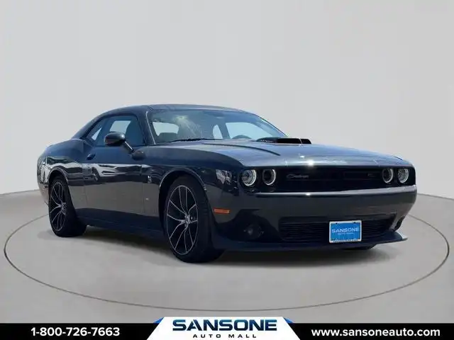 2017 Dodge Challenger 392 Scat Pack Shaker's photo