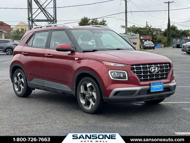 2024 Hyundai Venue Limited IVT's photo