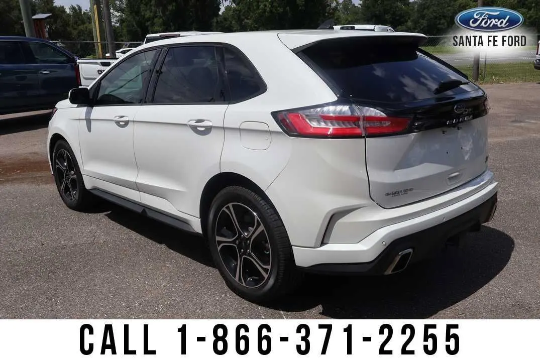 2022 Ford Edge ST AWD photo 3