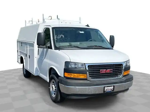 2025 GMC Savana 3500 139" WB's photo