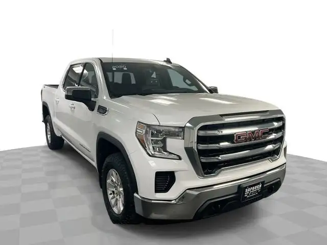2020 GMC Sierra 4WD Crew Cab Short Box SLE's photo