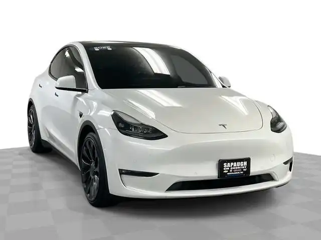 2022 Tesla Model Y Performance Dual Motor All-Wheel Drive's photo