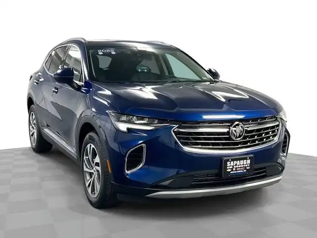 2022 Buick Envision Essence FWD's photo