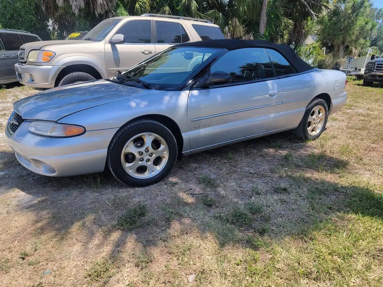 2000 Chrysler Sebring JXI's photo