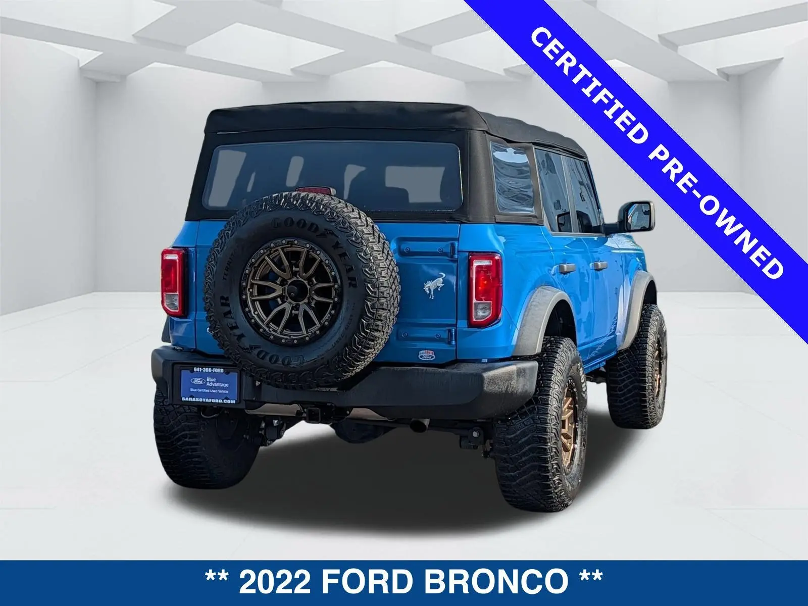 2022 Ford Bronco Base 4x4 photo 5