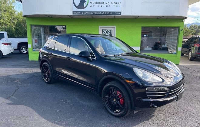 2014 Porsche Cayenne S's photo