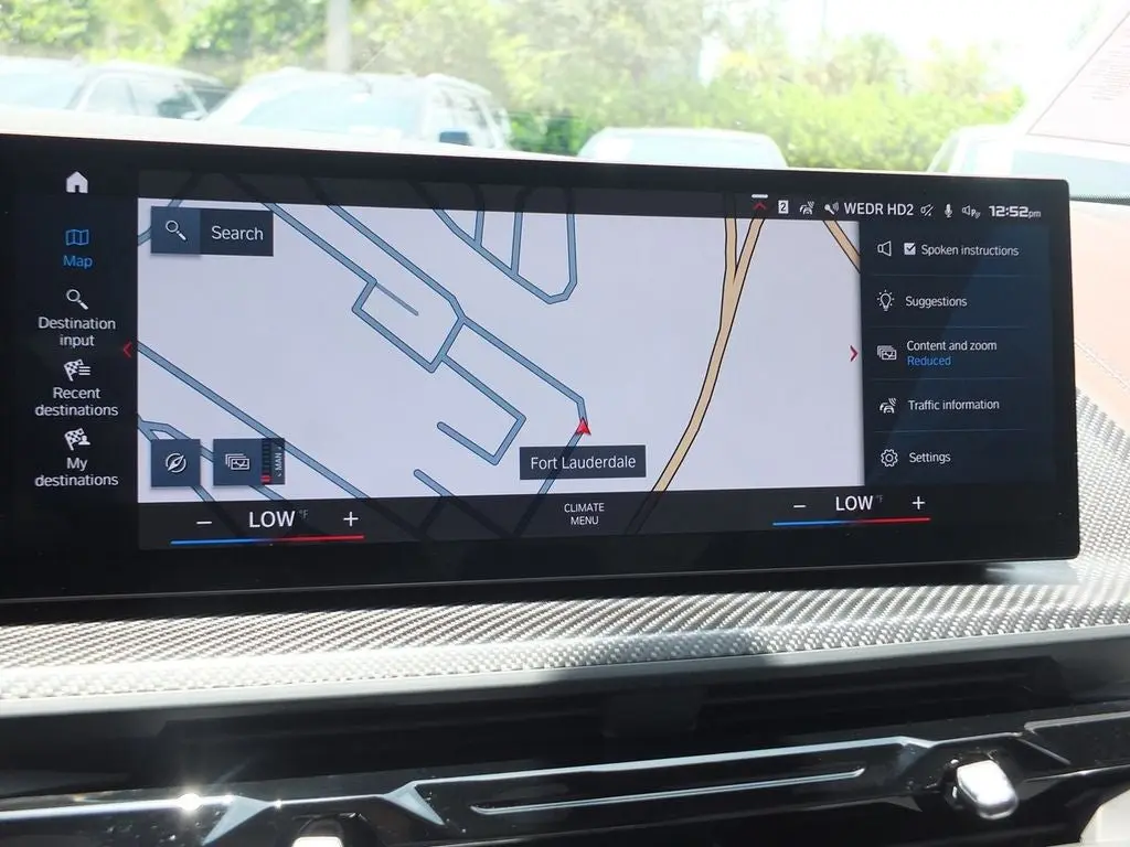 2023 BMW XM Base photo 3
