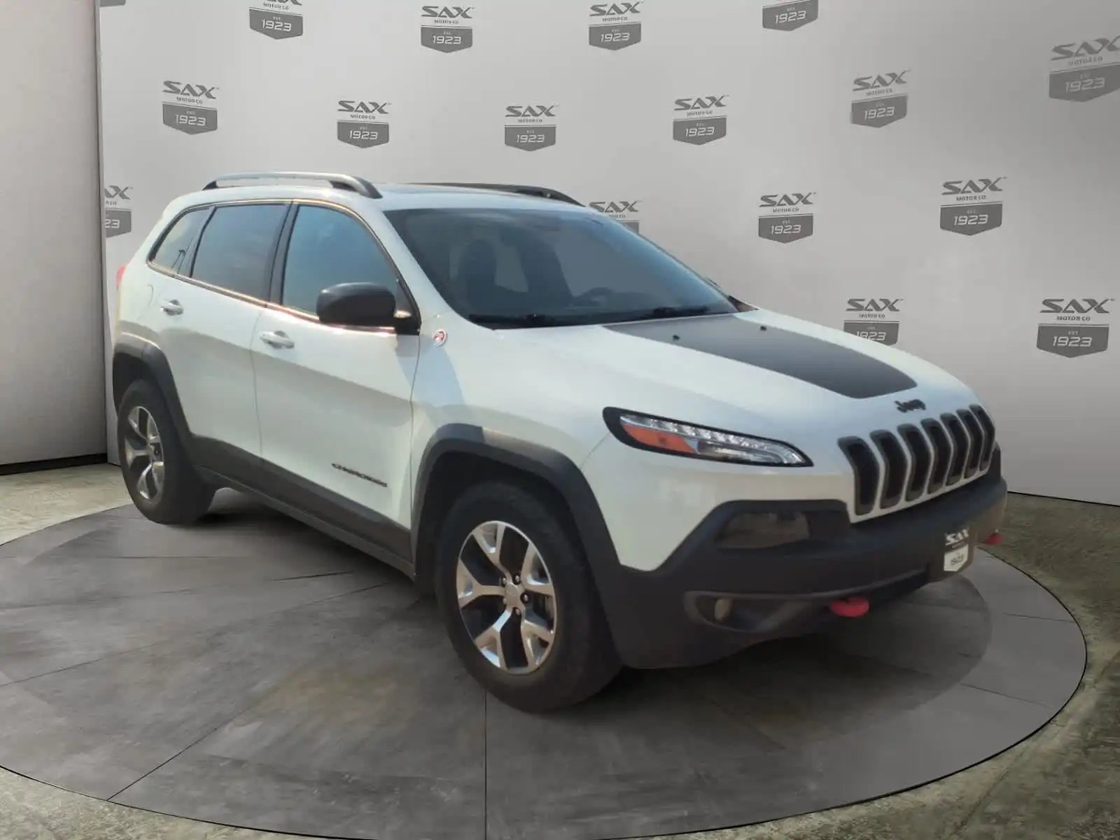 2017 Jeep Cherokee L Plus 4x4's photo