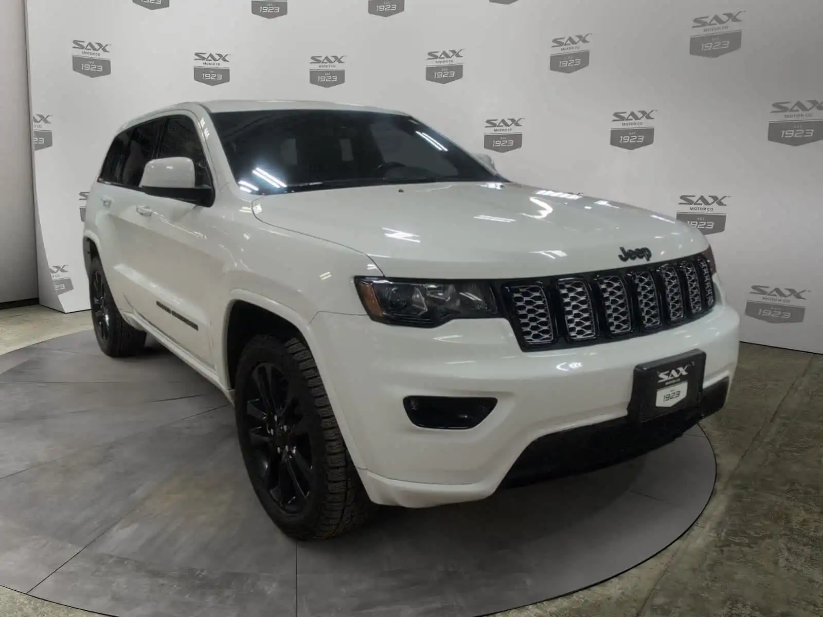 2021 Jeep Grand Cherokee Laredo X 4WD's photo