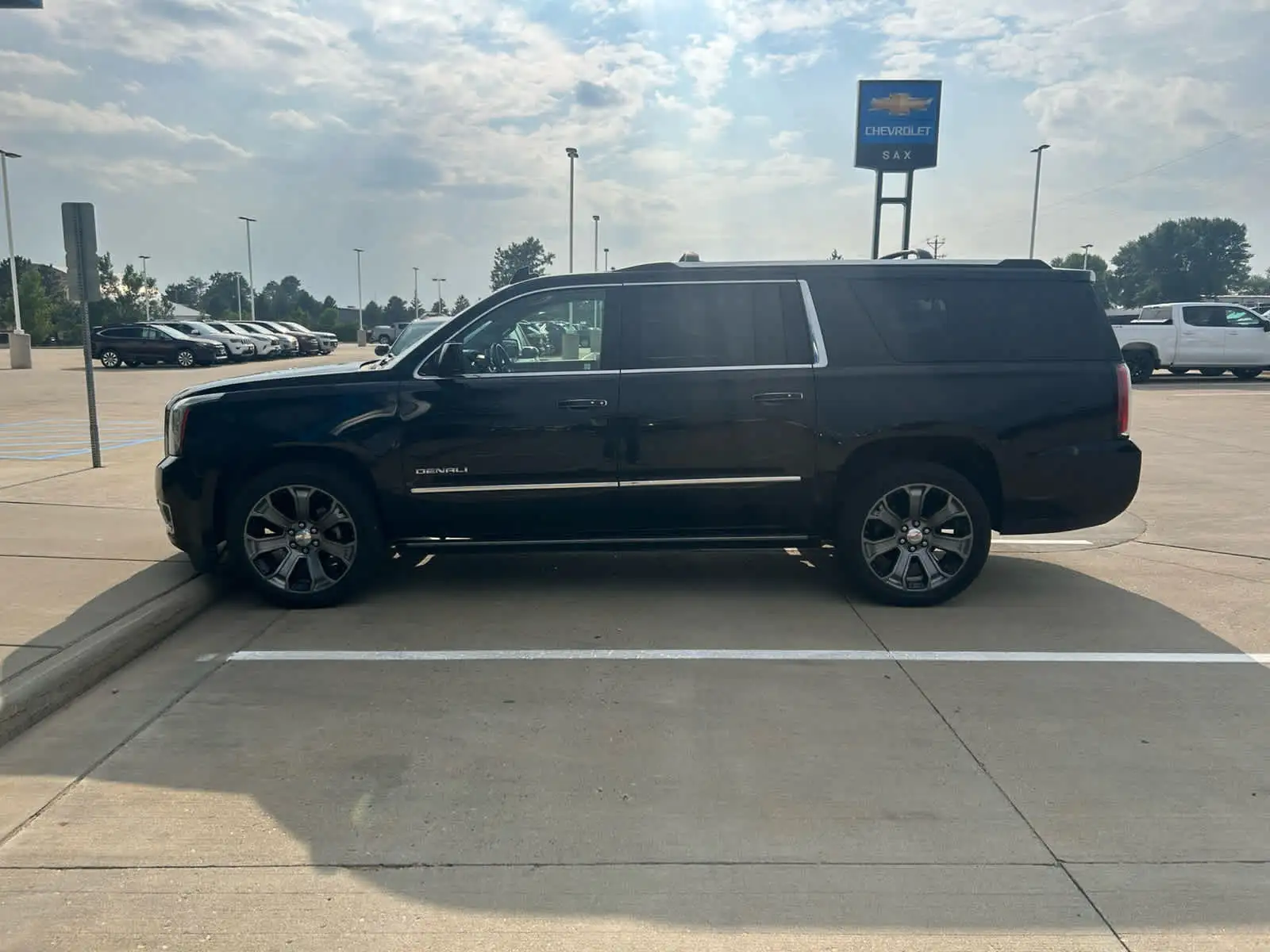 2016 GMC Yukon Denali AWD's photo