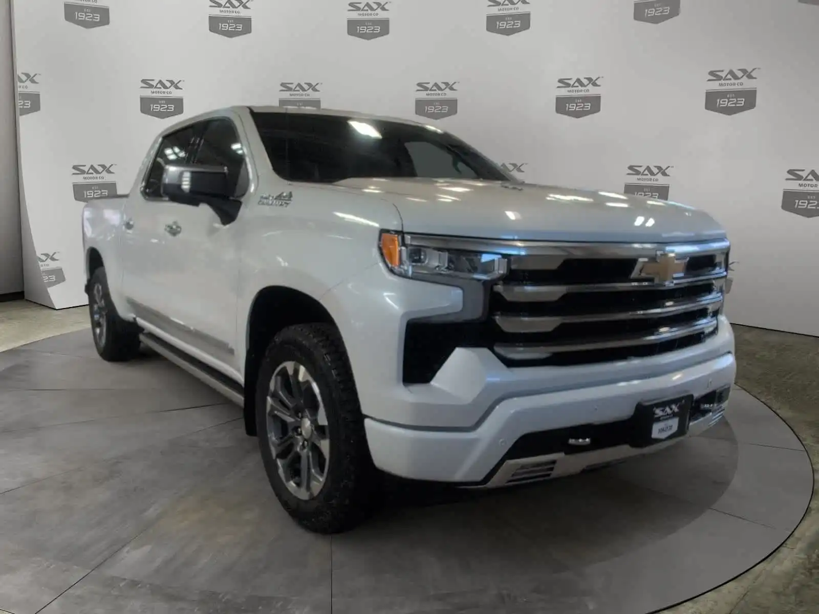 2025 Chevrolet Silverado 1500 High Country 4WD Crew Cab Short Box's photo