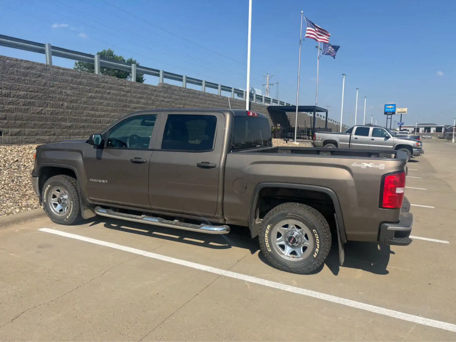 2014 GMC Sierra 4WD Crew Cab 1SA SWB's photo