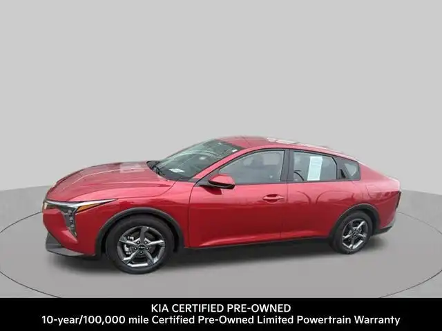 2025 Kia K4 LXS AT's photo