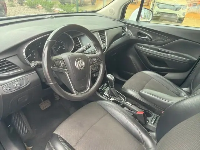 2017 Buick Encore Preferred photo 5