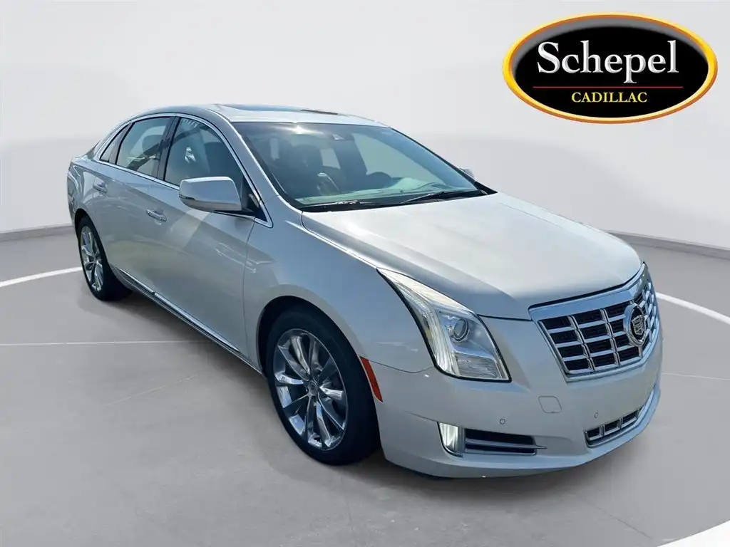 2013 Cadillac XTS 3.6L FWD Premium Collection's photo