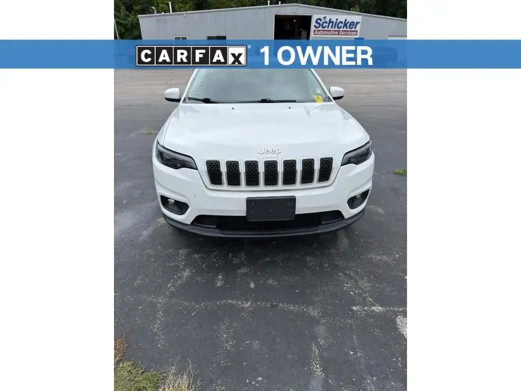 2019 Jeep Cherokee Latitude Plus 4X4 photo 1
