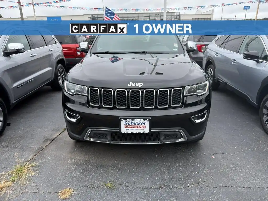 2022 Jeep Grand Cherokee Limited's photo