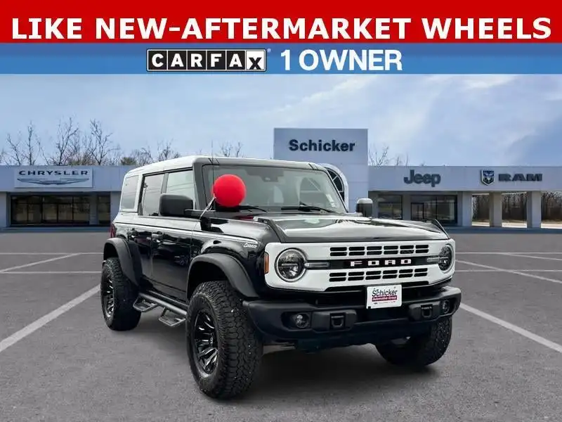 2025 Ford Bronco Heritage Edition 4x4's photo