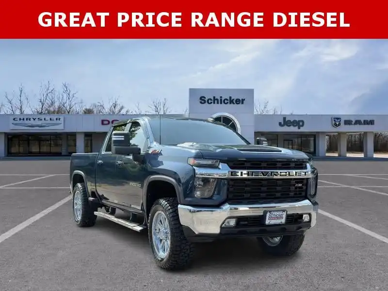 2021 Chevrolet Silverado HD LT 4WD Crew Cab Standard Box's photo