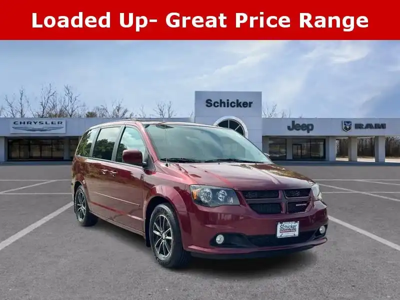 2017 Dodge Grand Caravan GT's photo