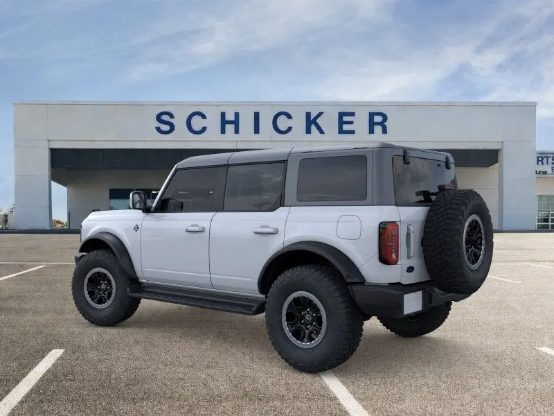 2025 Ford Bronco Outer Banks 4x4 photo 4