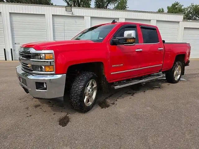 2017 Chevrolet Silverado HD LTZ 4WD Crew Cab Standard Box's photo