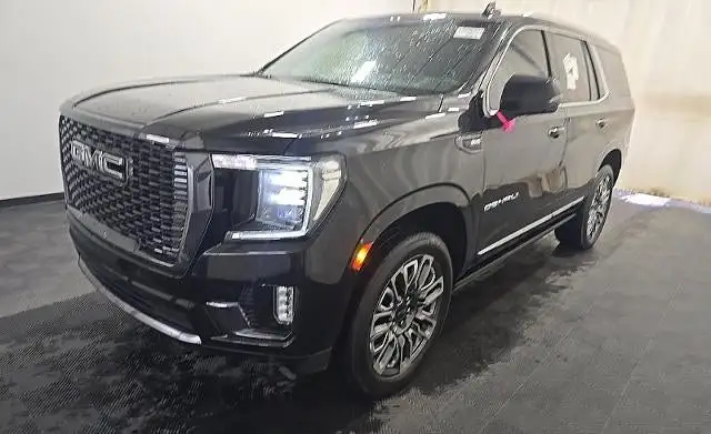 2023 GMC Yukon Denali Ultimate's photo
