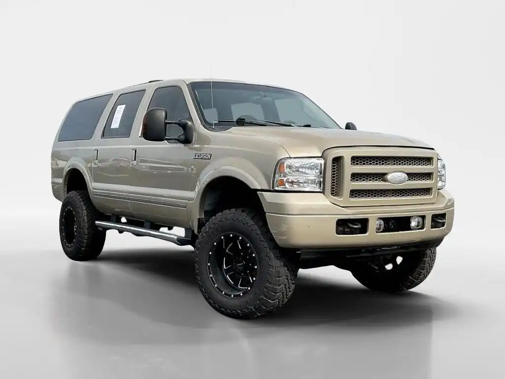 2005 Ford Excursion Limited 4X4 6.0L's photo