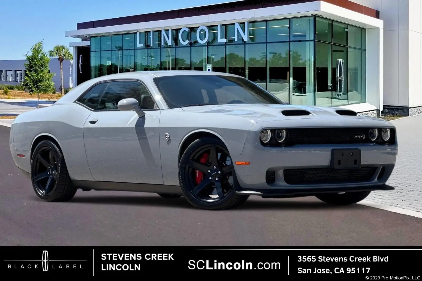2021 Dodge Challenger SRT Hellcat photo 1