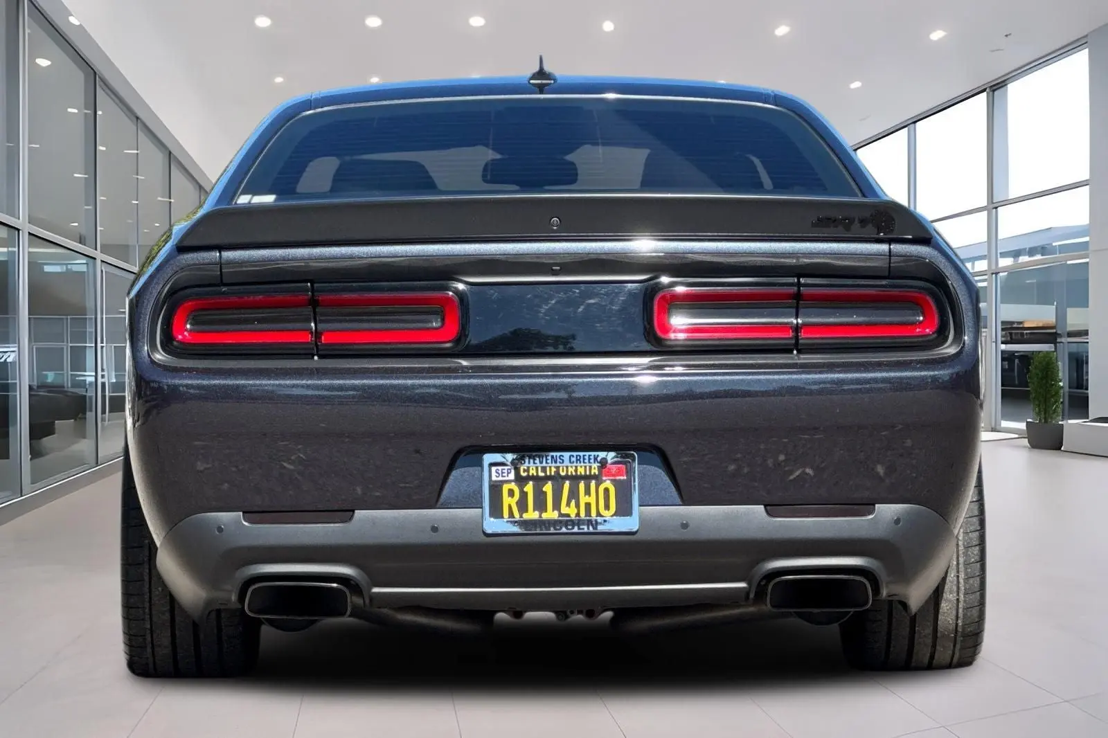 2016 Dodge Challenger SRT Hellcat photo 5