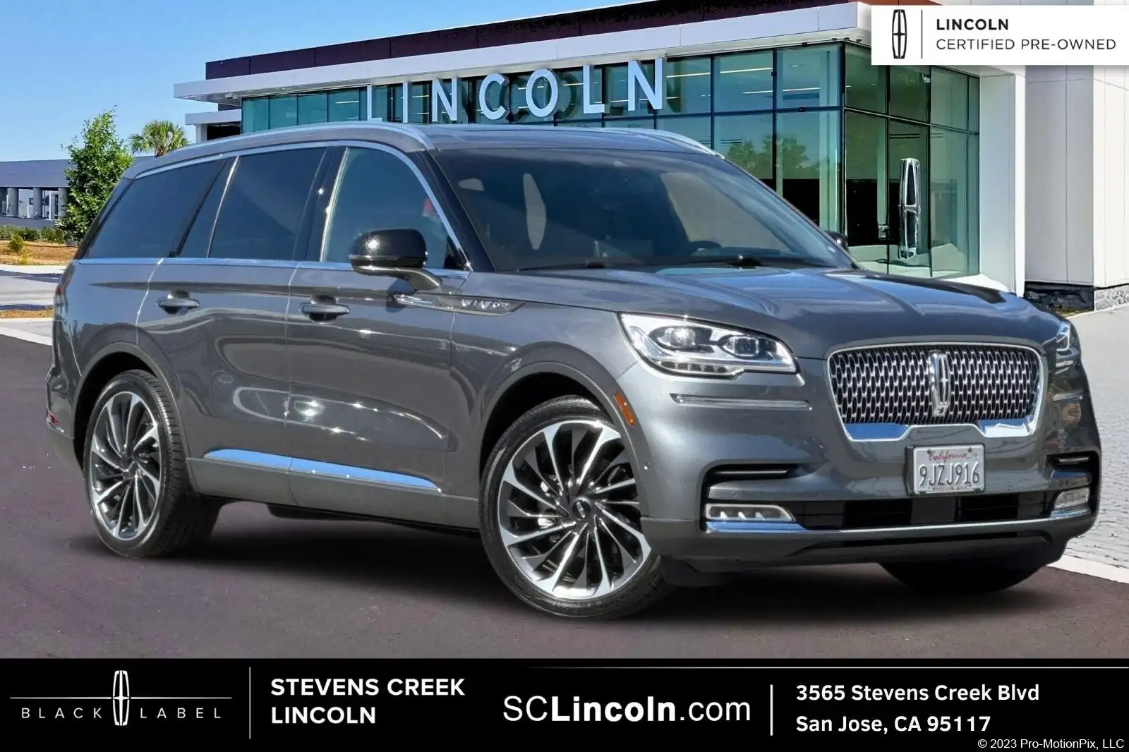 2023 Lincoln Aviator Reserve RWD's photo