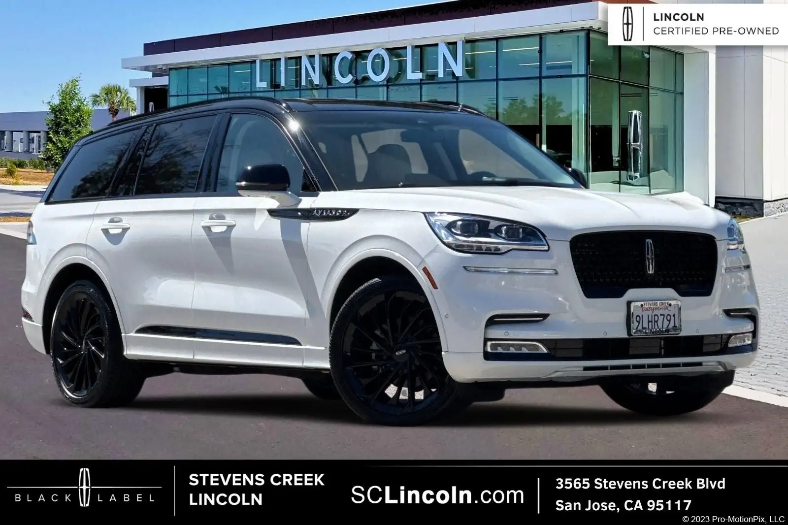 2023 Lincoln Aviator Black Label AWD's photo