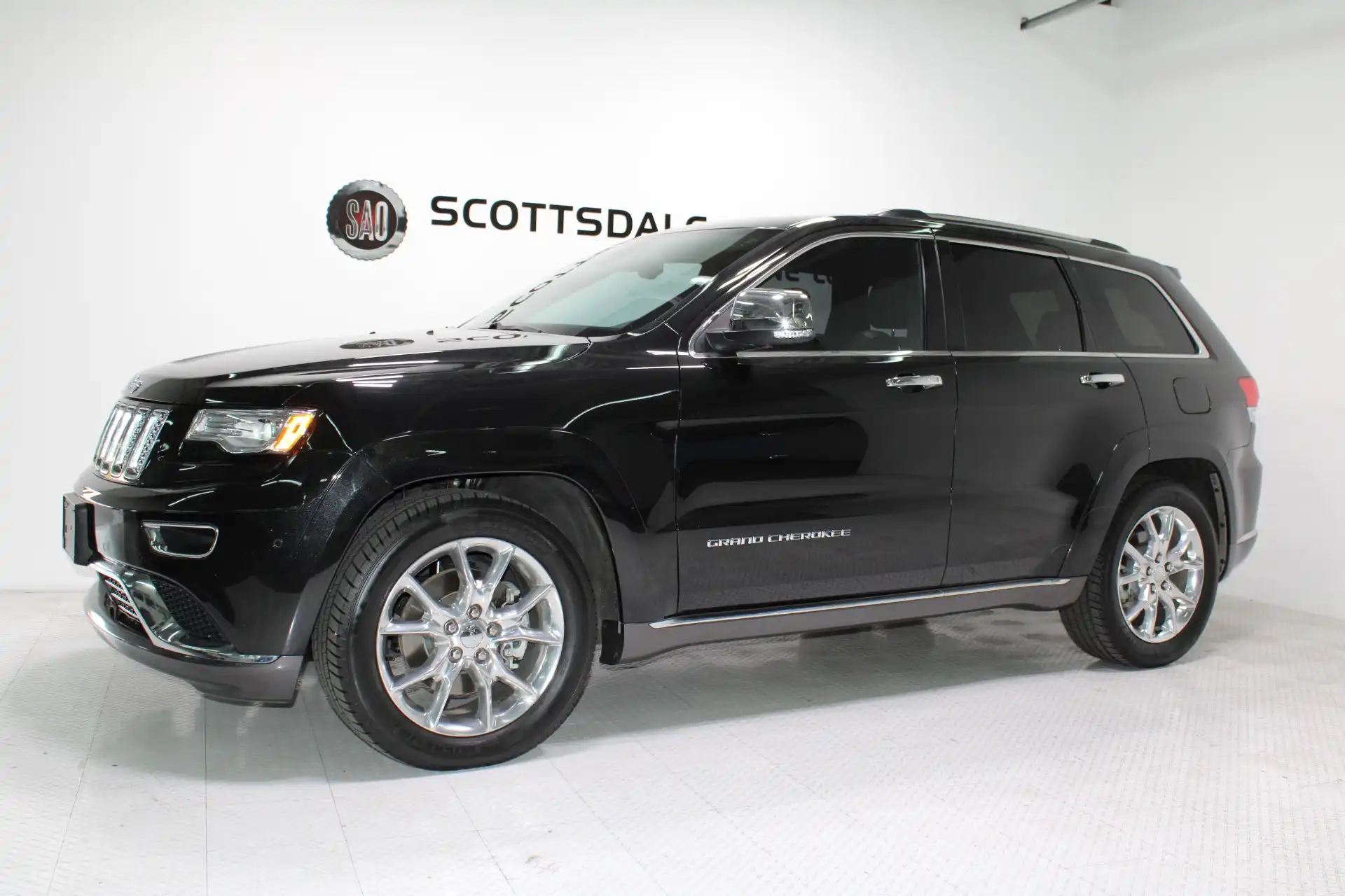 2014 Jeep Grand Cherokee Summit 4WD's photo