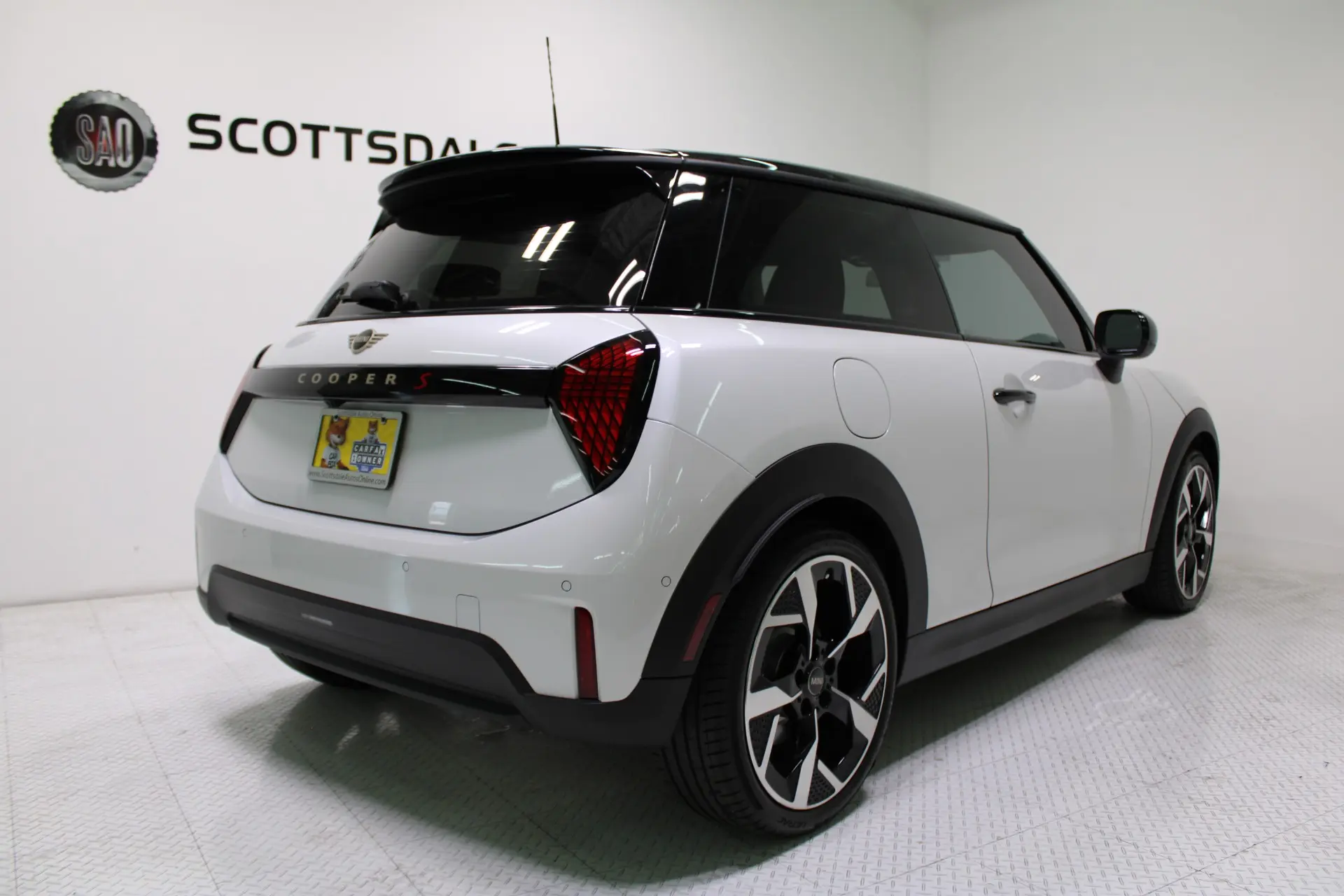 2025 MINI Hardtop Cooper S photo 4
