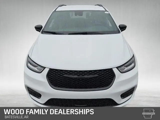 2026 Chrysler Pacifica Select photo 4
