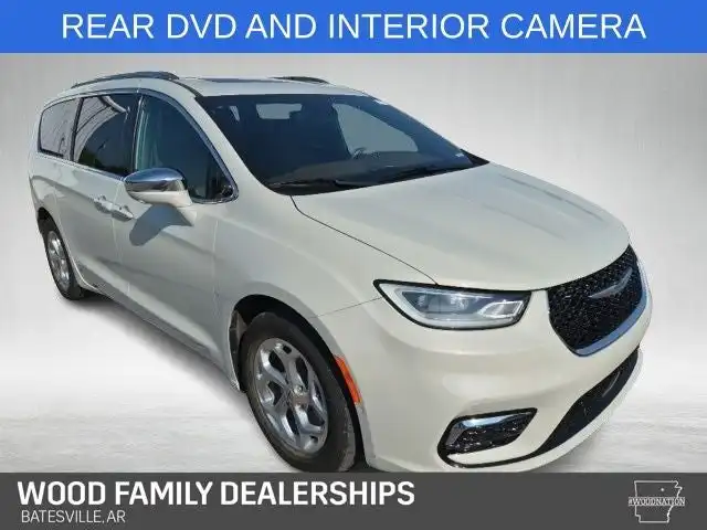 2021 Chrysler Pacifica Hybrid Limited Hybrid's photo
