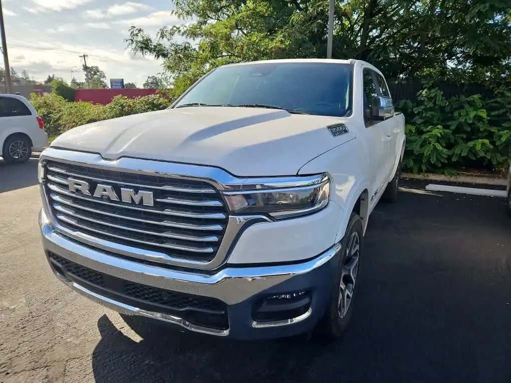 2025 RAM 1500 Laramie 4x4 Crew Cab 5'7's photo