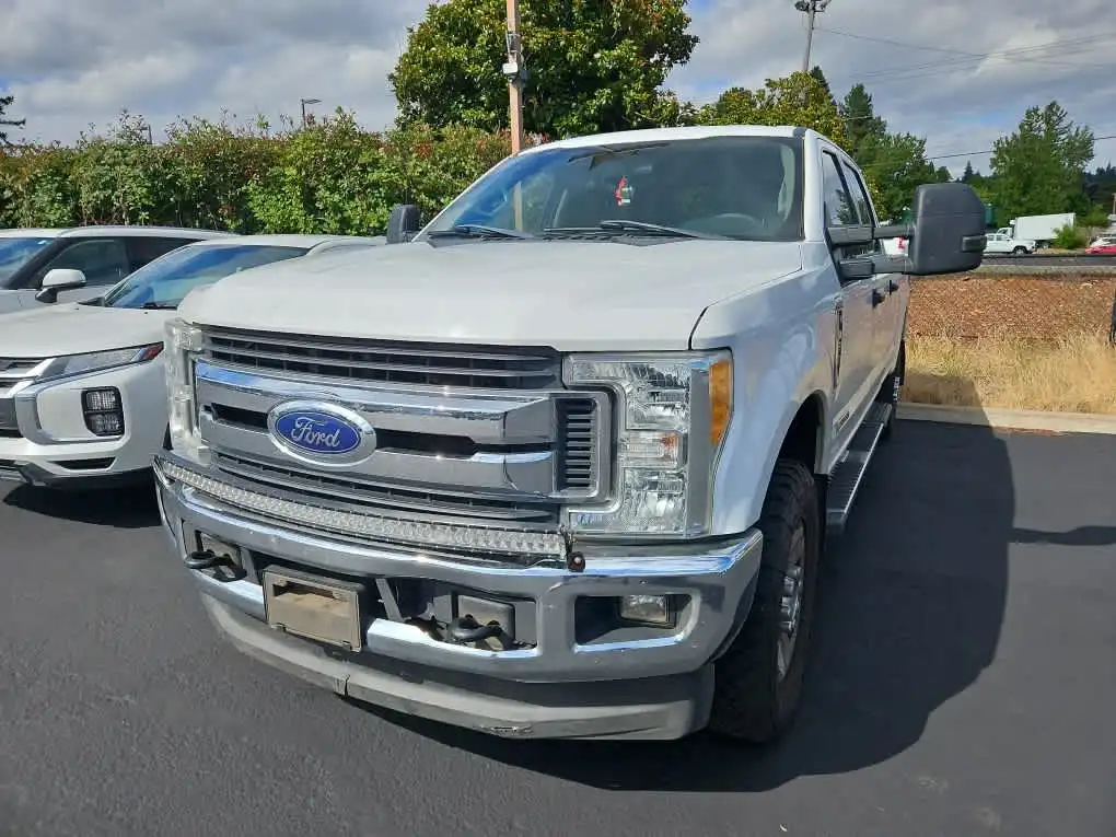 2017 Ford F-350 XLT 4x4 Crew Cab 6-1/2' Box SRW's photo